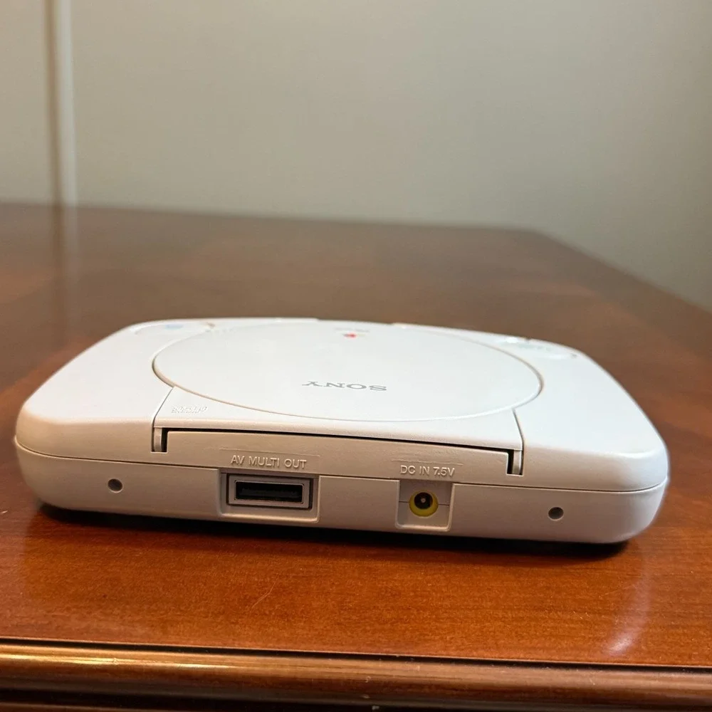 Sony PSone Console SCPH-101‎ Console